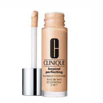 CLINIQUE Beyond Perfecting Foundation + Concealer 2 in 1 CN 18 Cream Whip Tamaño 30 ml